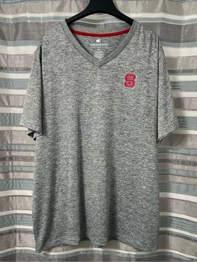 Colosseum NC State Wolfpack Men’s Gray V-Neck Performance Tee with Logo